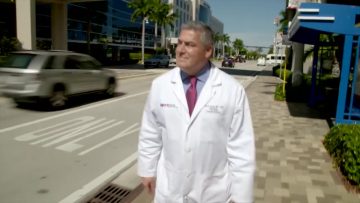 Dr. Juan Arenas: Pediatric & Adult Kidney Surgeon