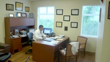Dr. Hector Pombo General Surgeon – Memorial Healthcare System