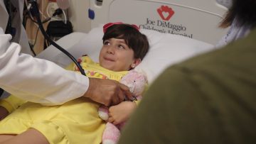 Elia and Her Parents are Grateful for Cancer Treatment at Joe DiMaggio Children’s Hospital